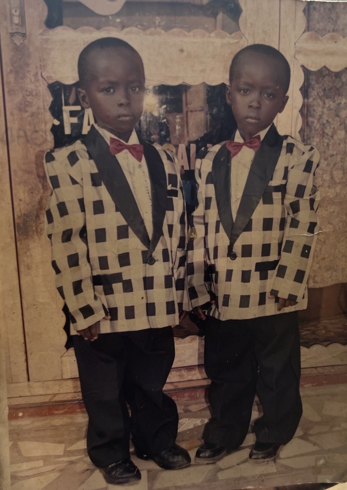 McMaine and McKenzie as children, Manhyia